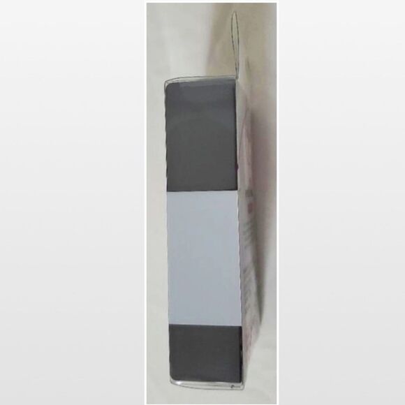 New Daylogic Eyelash Curler Black Professional Make Up Tool NWT - Picture 6 of 10